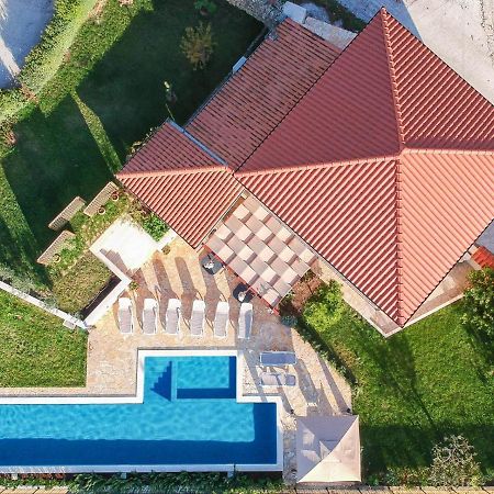 Villa Mater - Luxuriously Equipped Villa With A 15M Long Swimming Pool Žrnovnica Екстериор снимка