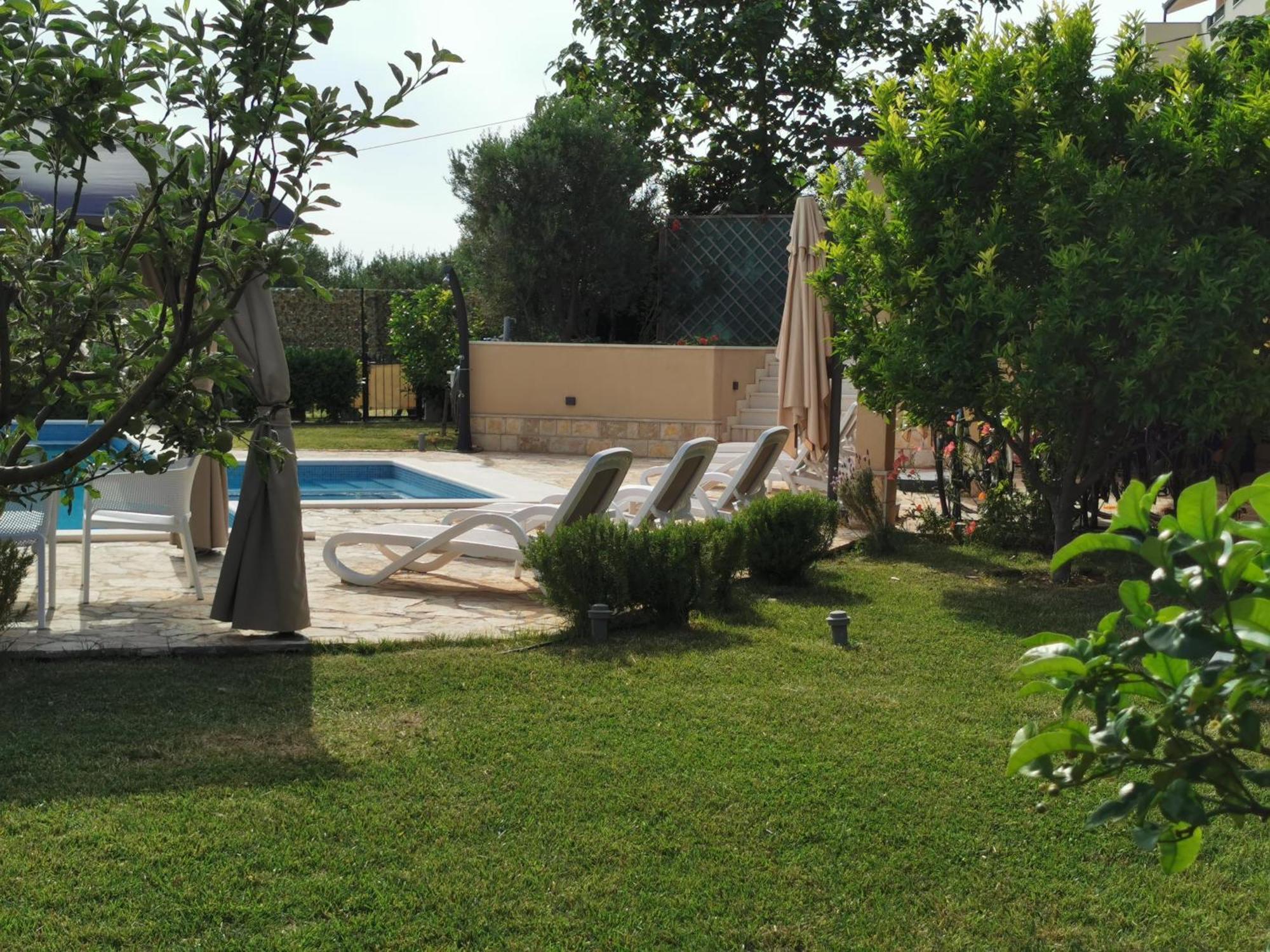 Villa Mater - Luxuriously Equipped Villa With A 15M Long Swimming Pool Žrnovnica Екстериор снимка