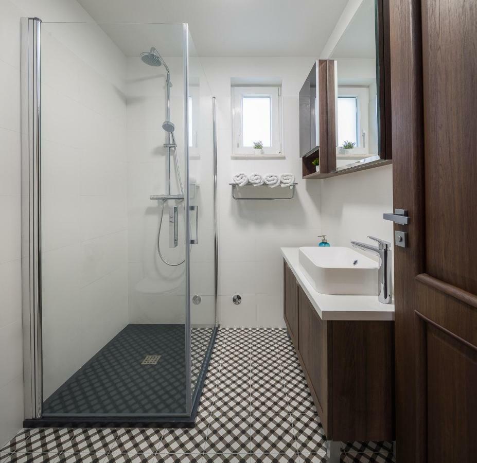 Villa Mater - Luxuriously Equipped Villa With A 15M Long Swimming Pool Žrnovnica Екстериор снимка