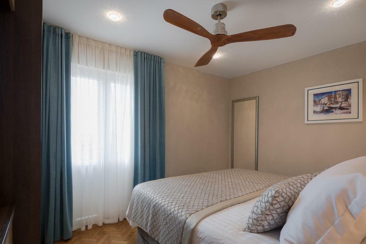 Villa Mater - Luxuriously Equipped Villa With A 15M Long Swimming Pool Žrnovnica Екстериор снимка